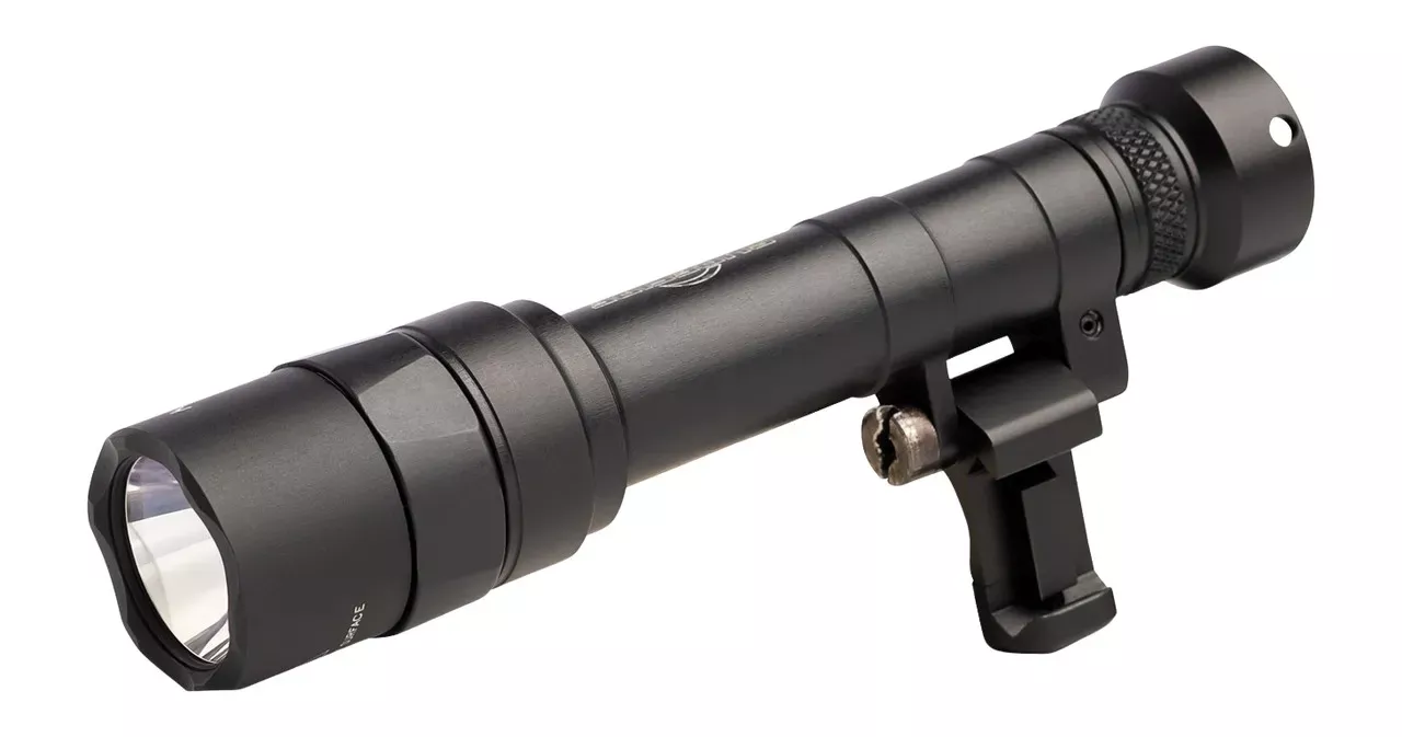 Surefire M640 Scout Swvl Lght BLK 700LM